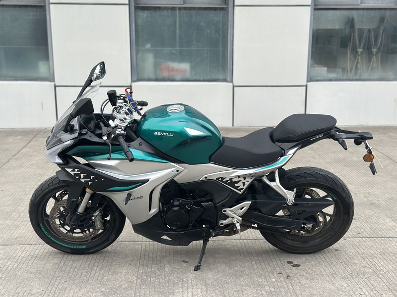 二手贝纳利龙卷风 Tornado 552R