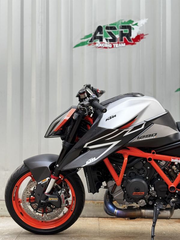 二手KTMR2R1290 Super Duke