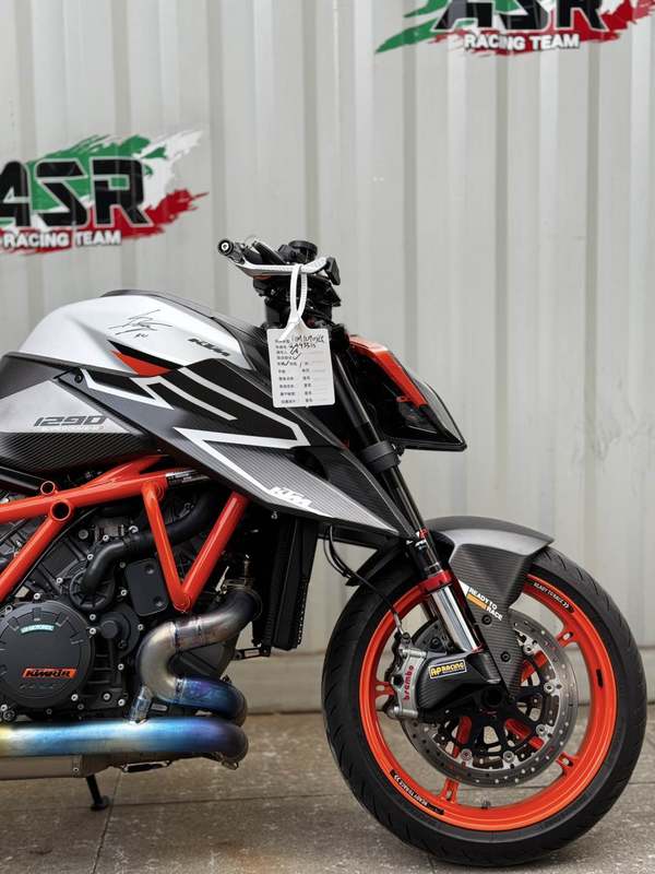 二手KTMR2R1290 Super Duke