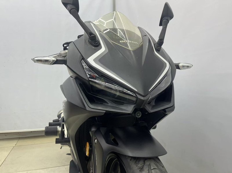 二手本田CBR400R