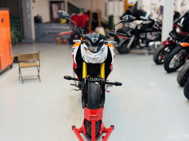 二手五羊本田CB190R 暴锋眼