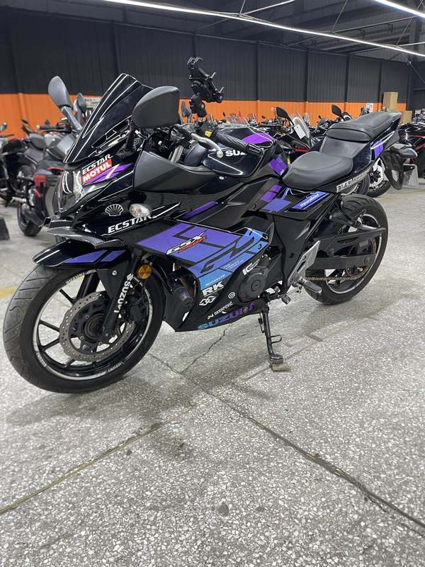 二手豪爵铃木GSX250R