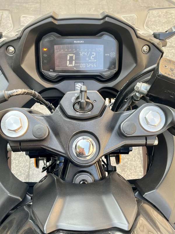 二手豪爵铃木GSX250R