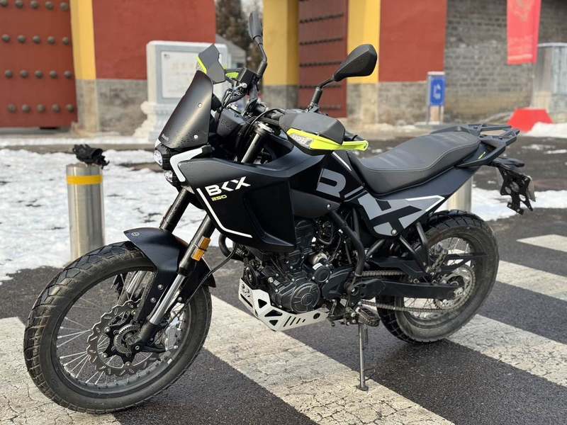 二手贝纳利BKX250