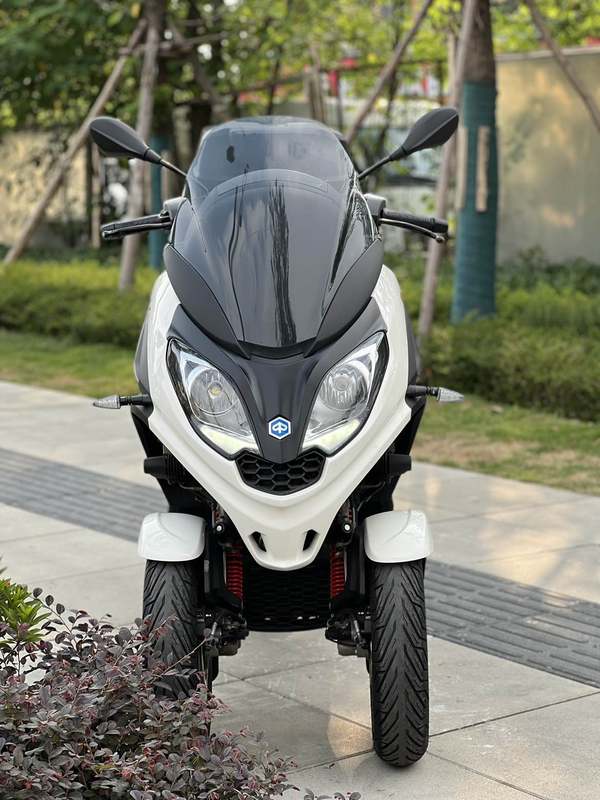 二手比亚乔MP3 300