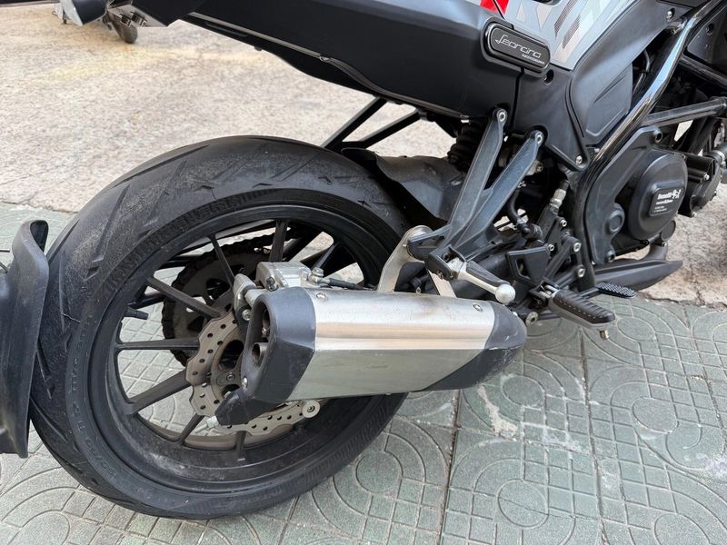 二手贝纳利幼狮 Leoncino 250