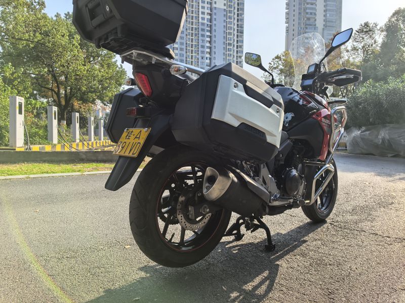 二手豪爵铃木DL250