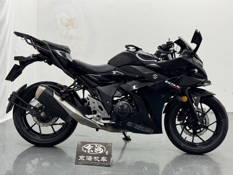 二手豪爵铃木GSX250R