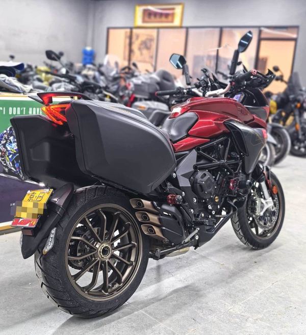 二手奥古斯塔Turismo Veloce 800