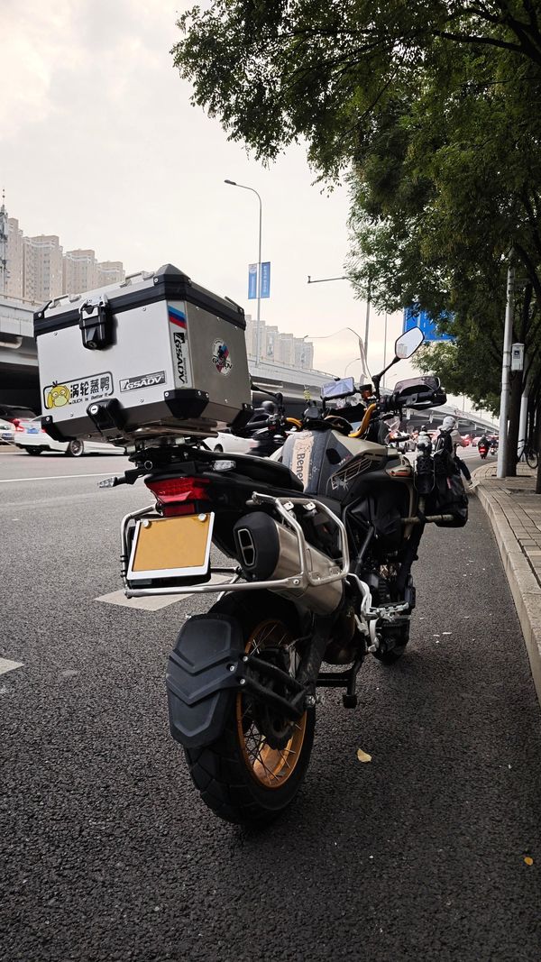 二手贝纳利TRK552