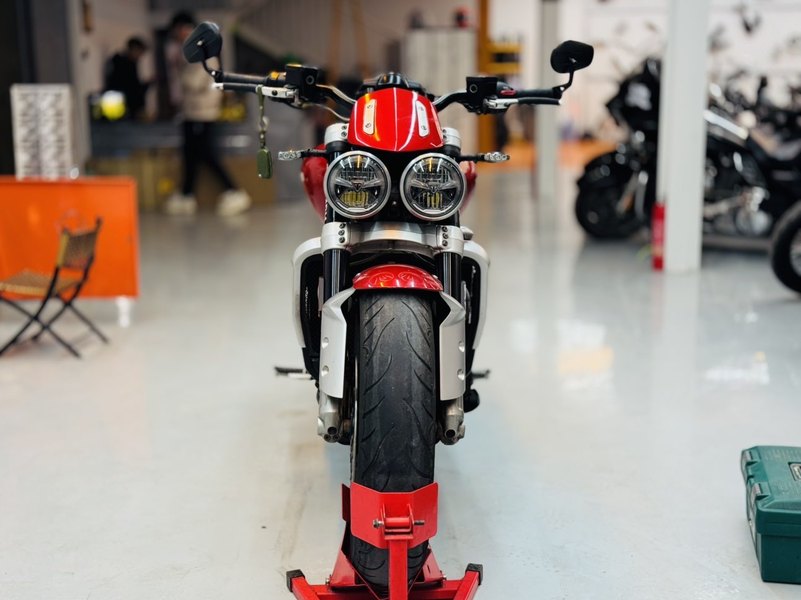 二手凯旋Rocket 3