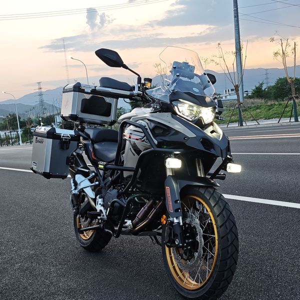 二手贝纳利TRK552