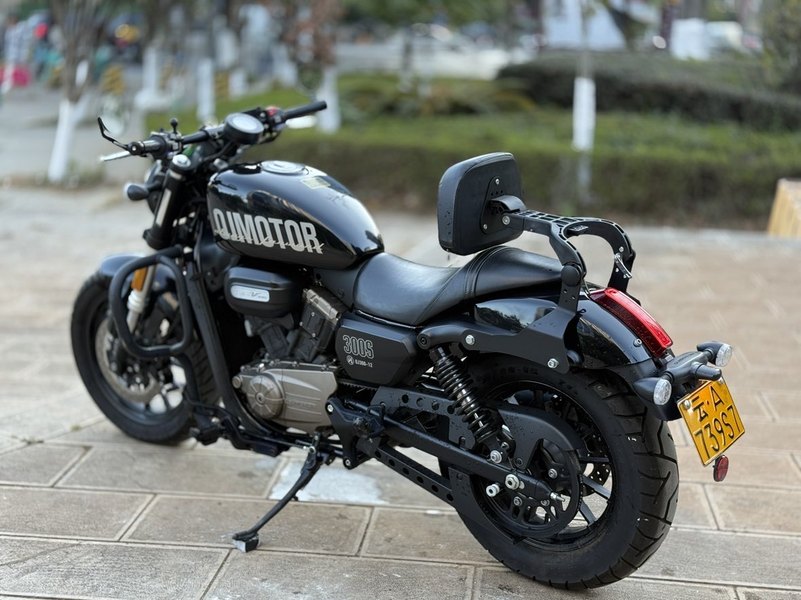 二手QJMOTOR闪300