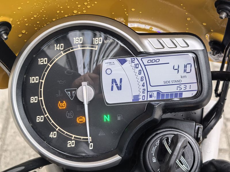 二手凯旋Scrambler 400 X