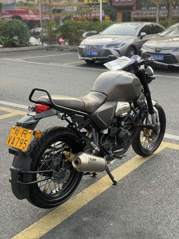 二手五羊本田鸷道 CB190SS