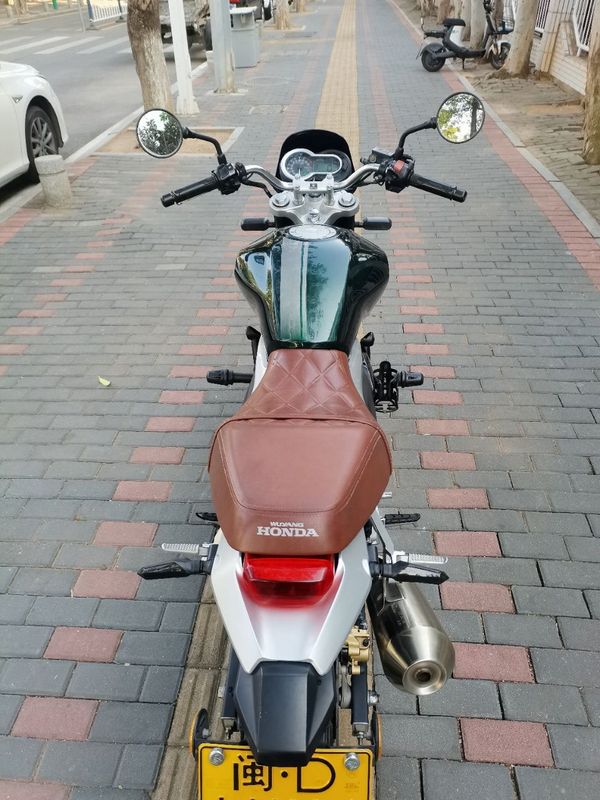 二手五羊本田鸷道 CB190SS