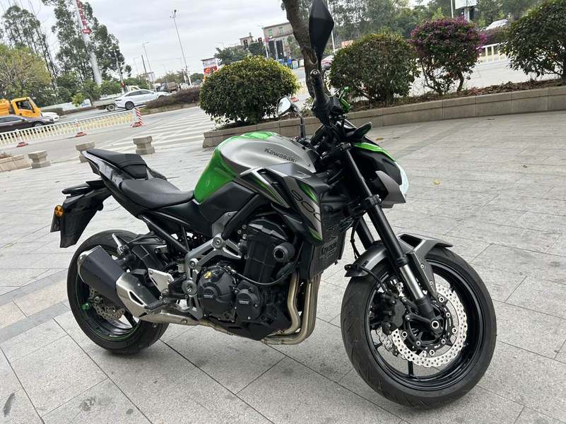 二手川崎Z900