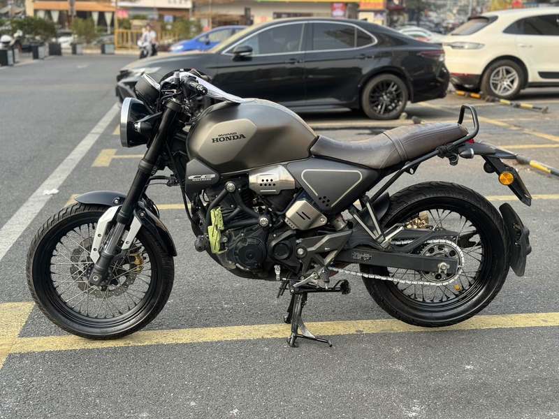 二手五羊本田鸷道 CB190SS