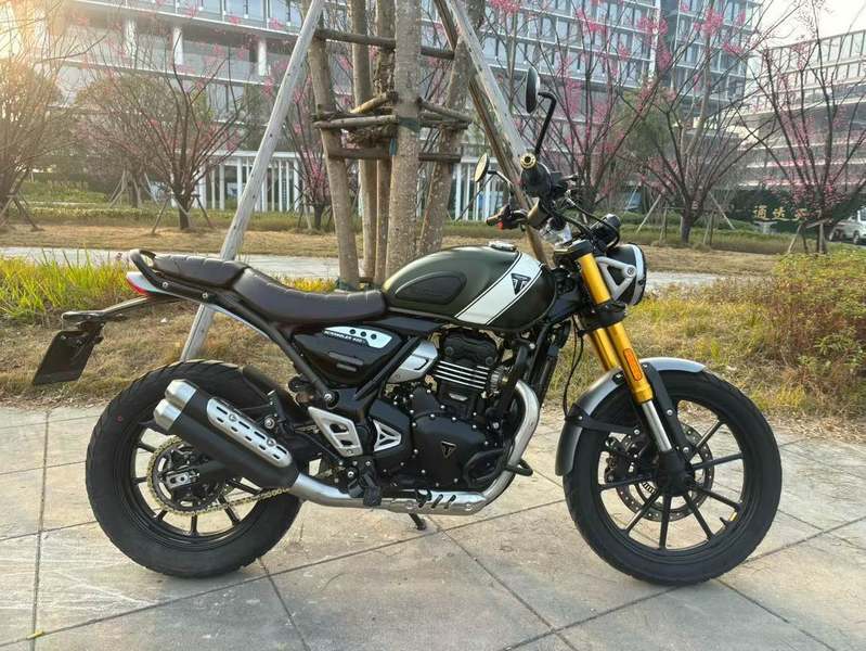 二手凯旋Scrambler 400 X