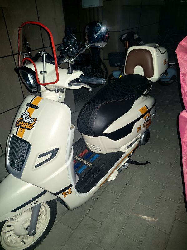 二手南方梦拉丽莎 飞戈