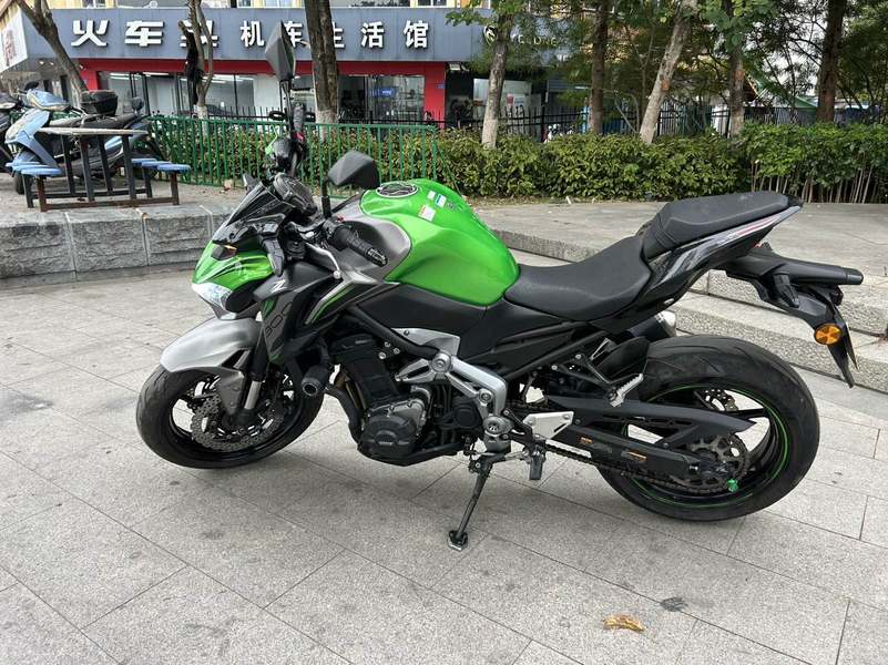二手川崎Z900