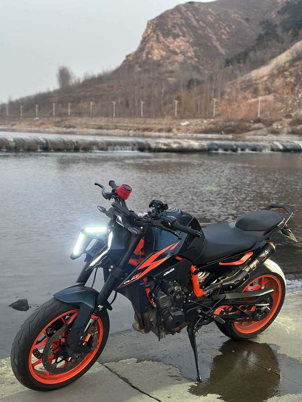 二手KTMR2R890 Duke