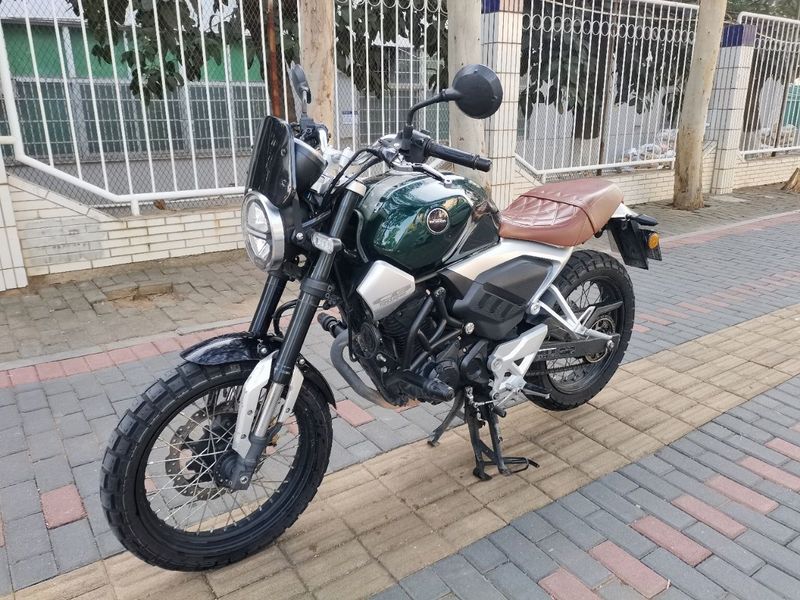 二手五羊本田鸷道 CB190SS