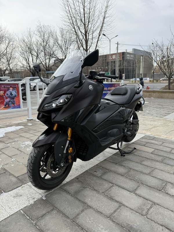 二手雅马哈TMAX