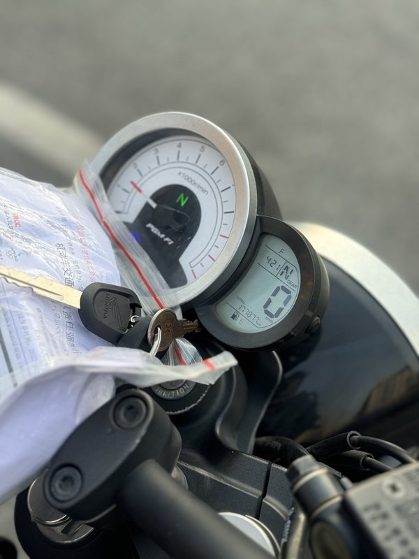 二手五羊本田鸷道 CB190SS