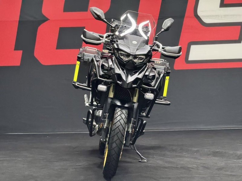 二手贝纳利TRK552