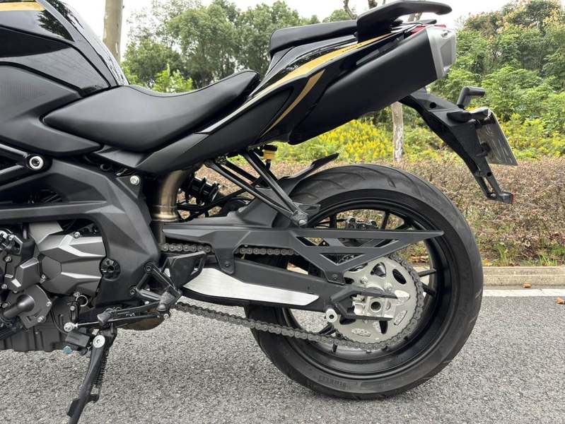 二手贝纳利TNT600i