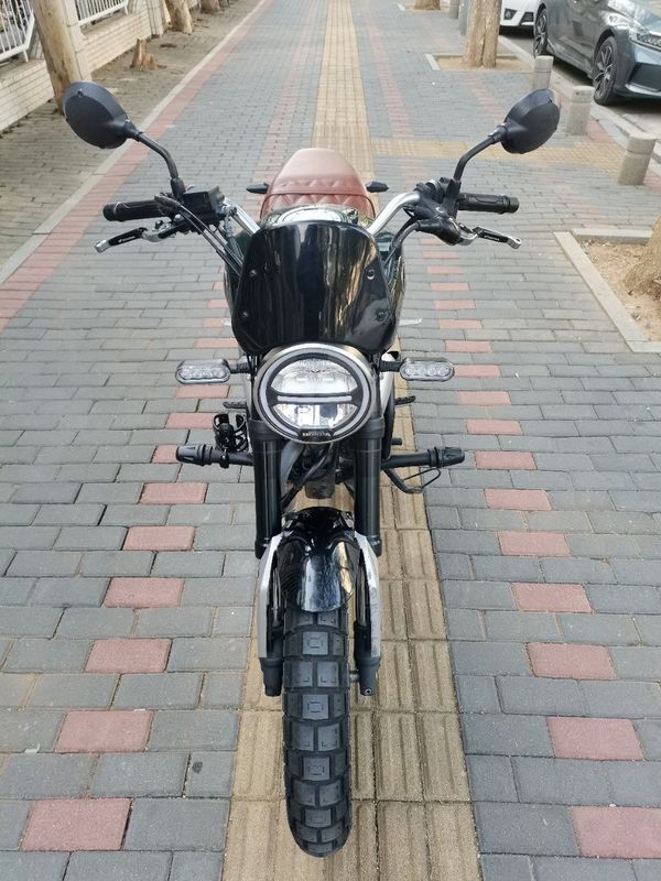 二手五羊本田鸷道 CB190SS