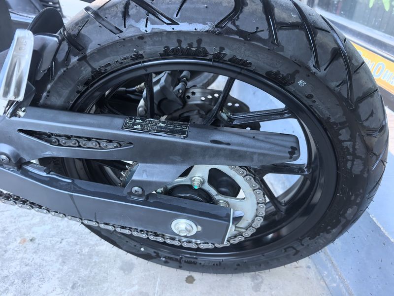 二手豪爵铃木GSX250R