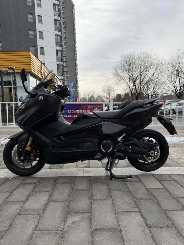 二手雅马哈TMAX