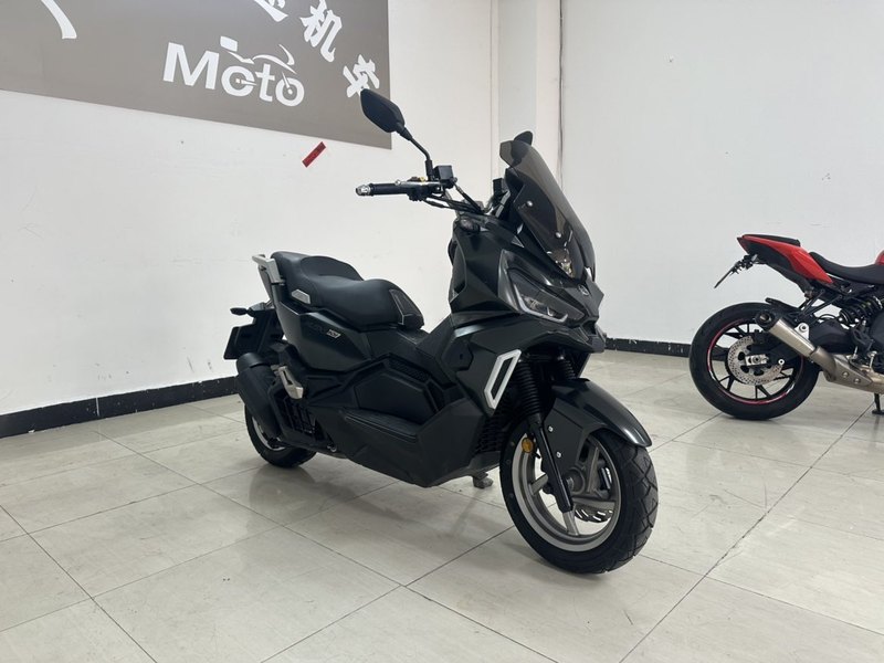 二手三阳哈士奇 Husky ADV150