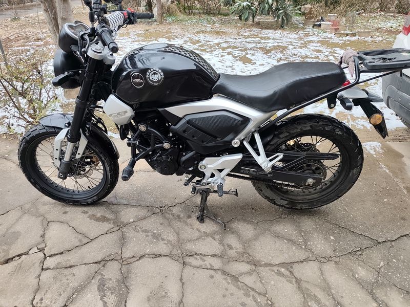 二手五羊本田鸷道 CB190SS