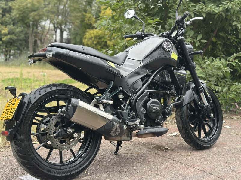 二手贝纳利幼狮 Leoncino 250