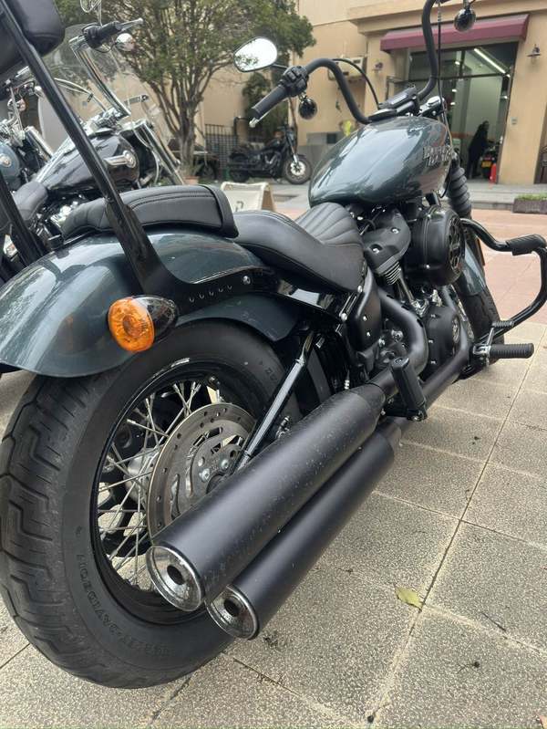 二手哈雷戴维森街霸 Street Bob
