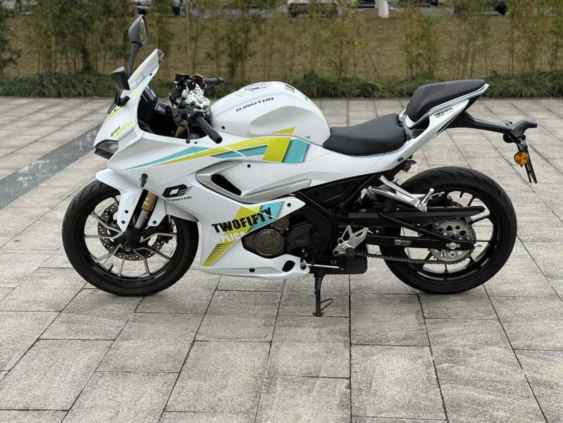 二手QJMOTOR赛250