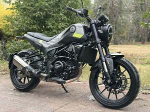 二手贝纳利幼狮 Leoncino 250