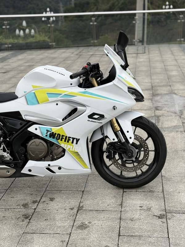 二手QJMOTOR赛250