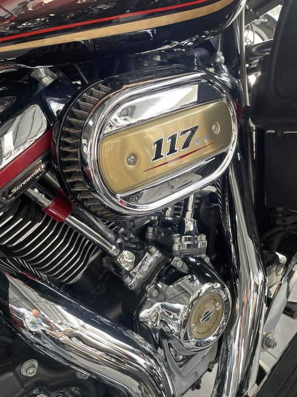 二手哈雷戴维森公路滑翔 Road Glide