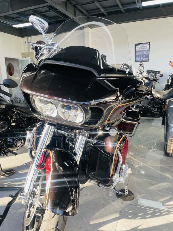 二手哈雷戴维森公路滑翔 Road Glide