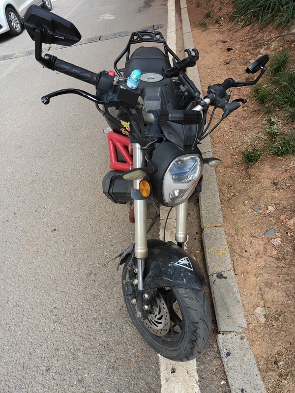 二手银钢小怪兽150