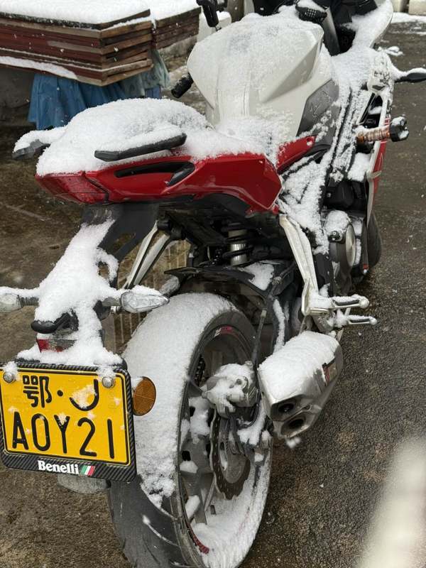 二手贝纳利龙卷风 Tornado 302R