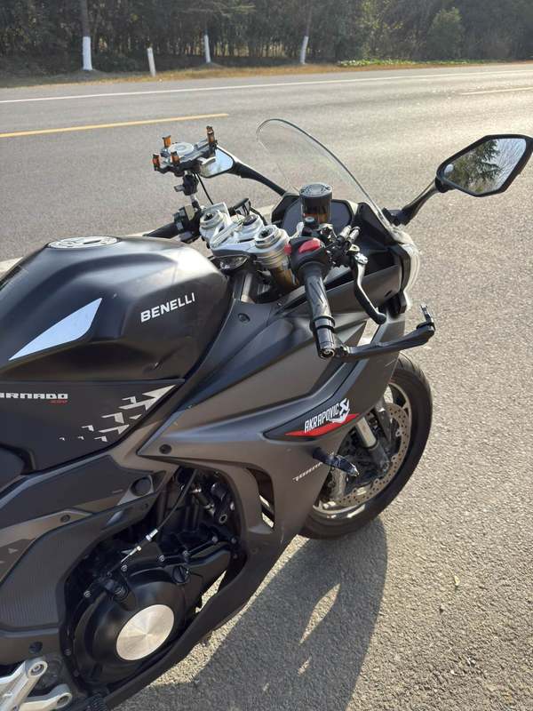 二手贝纳利龙卷风 Tornado 552R