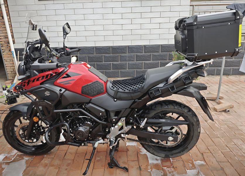 二手豪爵铃木DL250