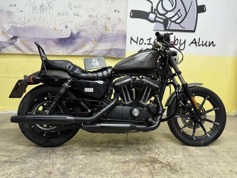 二手哈雷戴维森Iron883 硬汉