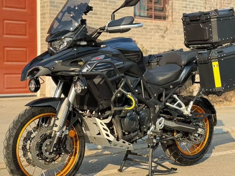 二手贝纳利TRK552