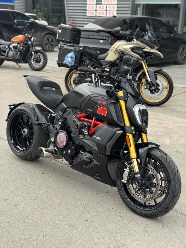 二手杜卡迪Diavel 
